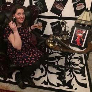 Meet your Posher, Emilia